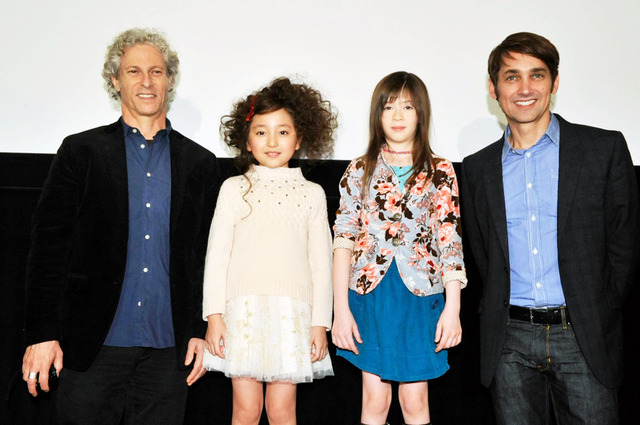 オナタ・アプリールちゃん＆谷花音＆スコット・マクギー（監督）＆デヴィッド・シーゲル（監督）／『メイジーの瞳』来日舞台挨拶