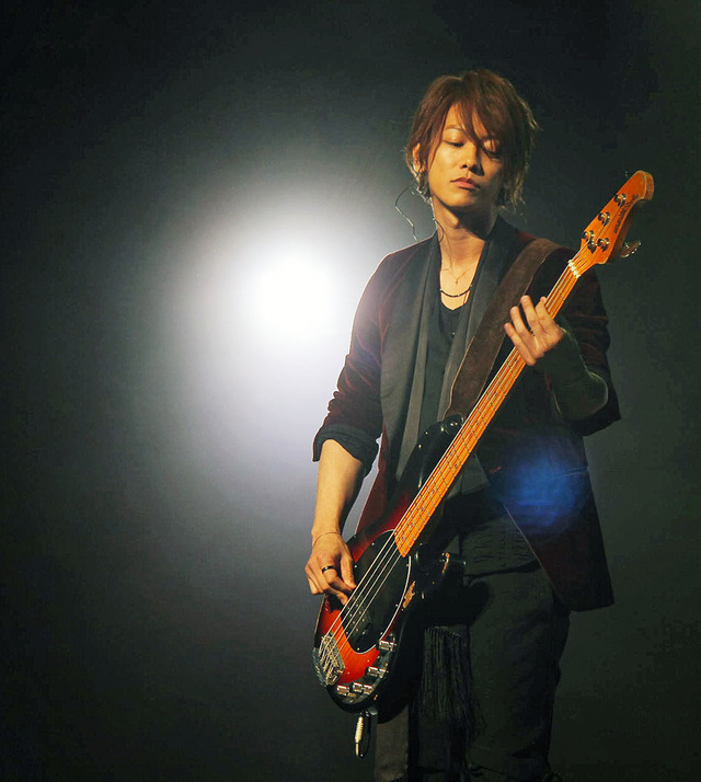 “ベーシスト”佐藤健（小笠原秋役）／『カノジョは嘘を愛しすぎてる』完成披露試写会