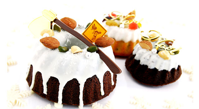 「クグロフ ノエル ヴァニーユ」（1,470円）、「クグロフ ノエル ショコラ」（1,470円）、「ミニクグロフ ノエル ヴァニーユ／ショコラ」（473円）、