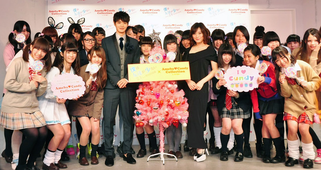 瀬戸康史＆北乃きい＆女子高生／『僕は友達が少ない』原宿レッドカーペット