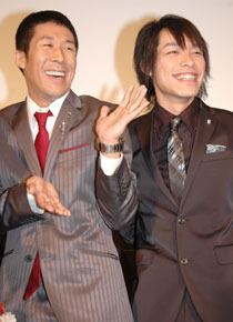 『ルイスと未来泥棒』宣伝親善大使・麒麟（左：田村裕、右：川島明）