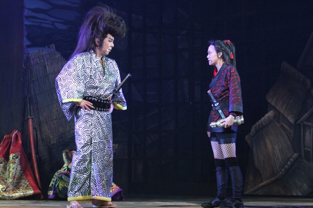 ＜ゲキ×シネ＞『ZIPANG　PUNK～五右衛門ロックIII』-(C) 2014ヴィレッヂ・劇団☆新感線