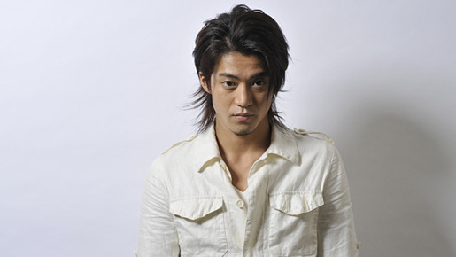 『サーフズ・アップ』小栗旬　photo：HIRAROCK