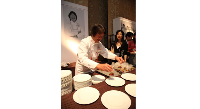 フレンチの鉄人として著名な「ラ・ロシェル」オーナーシェフ 坂井宏行氏。