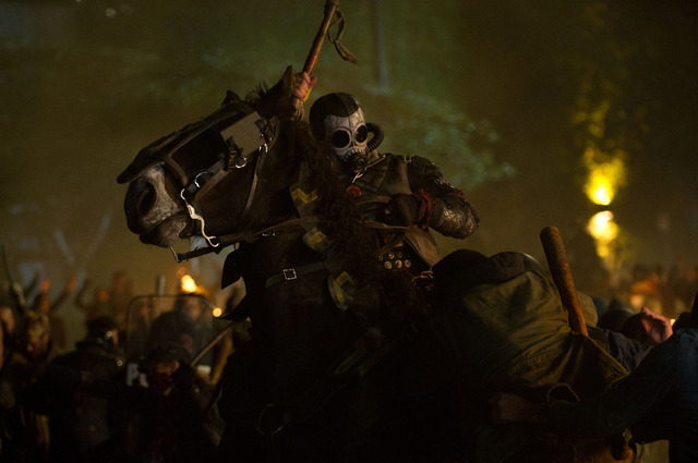 『メタリカ・スルー・ザ・ネヴァー』 -(C) 2013 Hit the Lights,Inc.-All rights reserved.