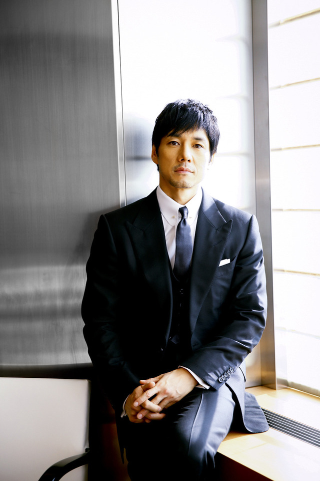 西島秀俊『ゲノムハザード ある天才科学者の5日間』／Photo：Nahoko Suzuki