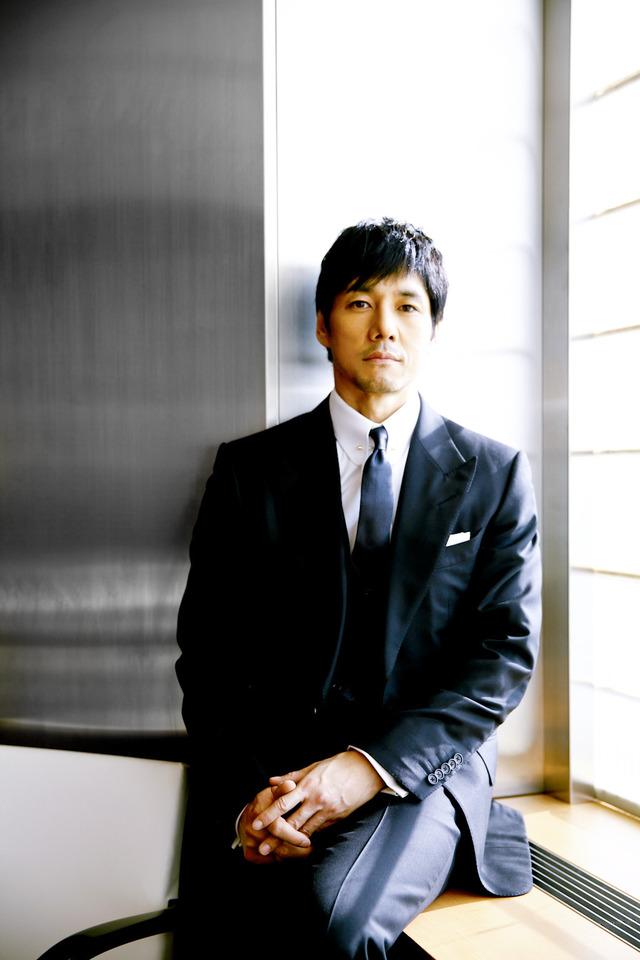 西島秀俊『ゲノムハザード ある天才科学者の5日間』／Photo：Nahoko Suzuki