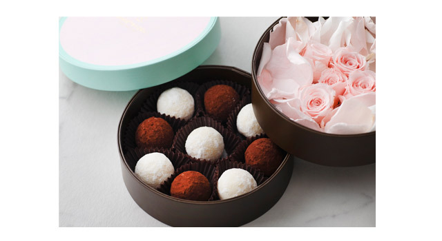 【3時のおやつ】パレスホテル東京のカラフルな春スイーツがホワイトデー期間限定で登場