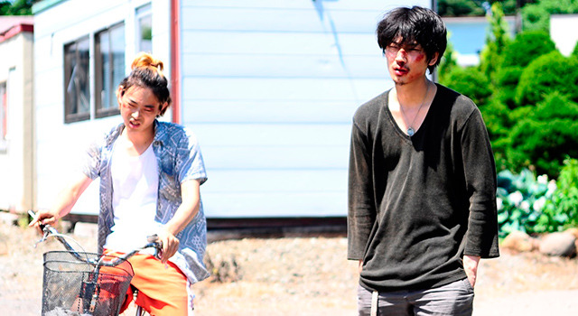 『そこのみにて光輝く』-(C) 2014 佐藤泰志/「そこのみにて光輝く」製作委員会