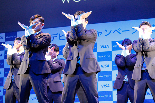 須藤元気率いる「WORLD ORDER」／「Visaデビットキャンペーン」記者発表会