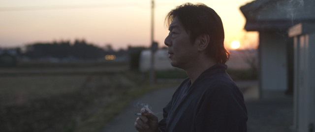 古田新太・主演映画『台風一家』