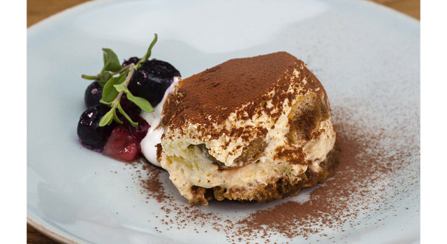 「思い出のティラミス」680円