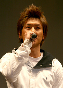 「ホッカイロなしではやっていけない」と撮影に苦労をふり返る石田さん。