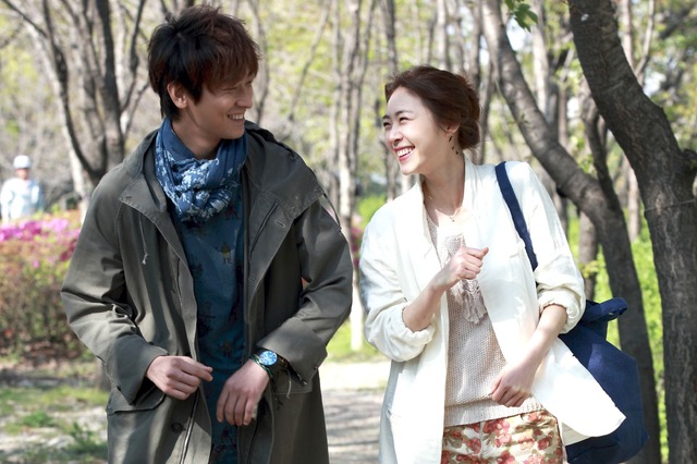 チュ・ジフン＆イ・ヨニ／『結婚前夜 ～マリッジブルー～』　(C)2013 CINUS Entertainment, ALL RIGHTS RESERVED