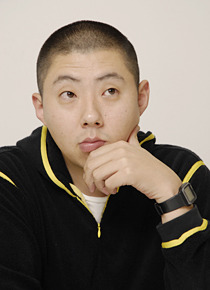 『全然大丈夫』荒川良々　photo：Yoshio Kumagai