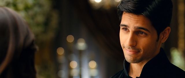 シド・マルホトラ『スチューデント・オブ・ザ・イヤー 狙え！No.1!!』-(C) 2012 EROS INTERNATIONAL MEDIA LIMITED