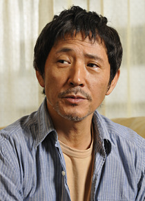 『歓喜の歌』　小林薫　photo：Yoshio Kumagai