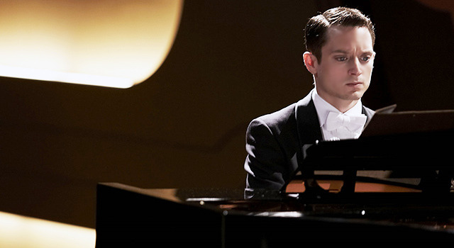 イライジャ・ウッド／『グランドピアノ ～狙われた黒鍵～』-(C) NOSTROMO PICTURES SL / NOSTROMO CANARIAS 1 AIE / TELEFONICA PRODUCCIONES SLU / ANTENA3 FILMS SLU 2013