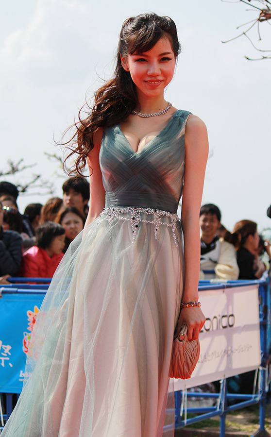 「沖縄国際映画祭」宜野湾レッドカーペット