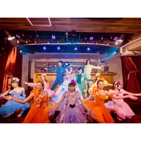 【渋谷】スタッフ全員が現役プロダンサー。第一線のパフォーマーが夜な夜な集う異空間BAR「キズキ」が