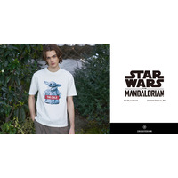 【DRESSTERIOR】『スター・ウォーズ』シリーズに登場する”ザ・チャイルド”こと「グローグー」をモチーフにしたオリジナルTシャツを、4月9日（木）より、オンラインストアにて予約開始！