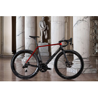 イタリアのロードバイク「COLNAGO（コルナゴ）」からブランドを象徴するシリーズの新境地。C72を発表